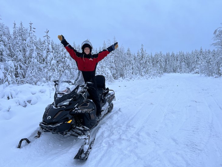Snowmobile-Arctic-Lifestyle-Laponia-Finlandia-©-Viaje-Comigo