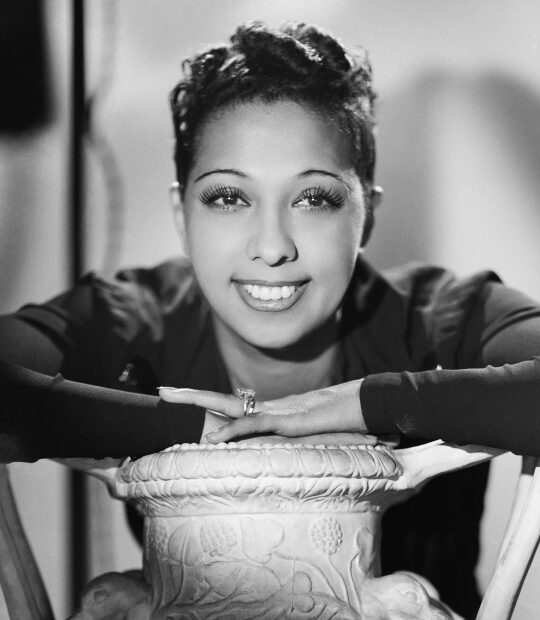 Josephine Baker_Harcourt_1940