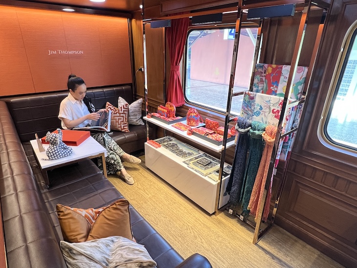 Viagem com o Comboio The Blue Jasmine - Tailândia © Viaje Comigo