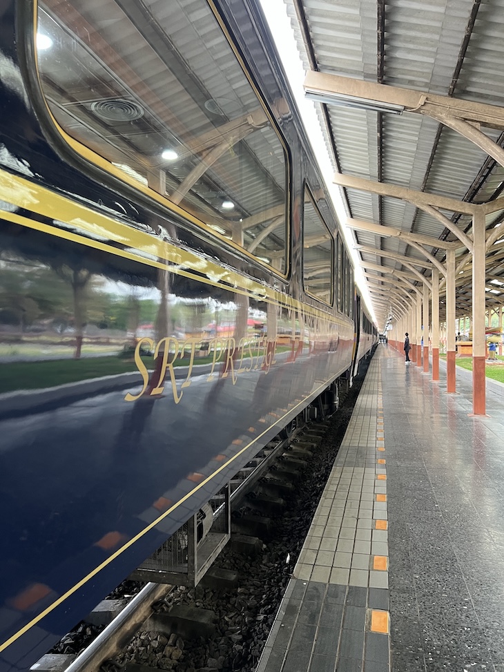 Viagem com o Comboio The Blue Jasmine - Tailândia © Viaje Comigo