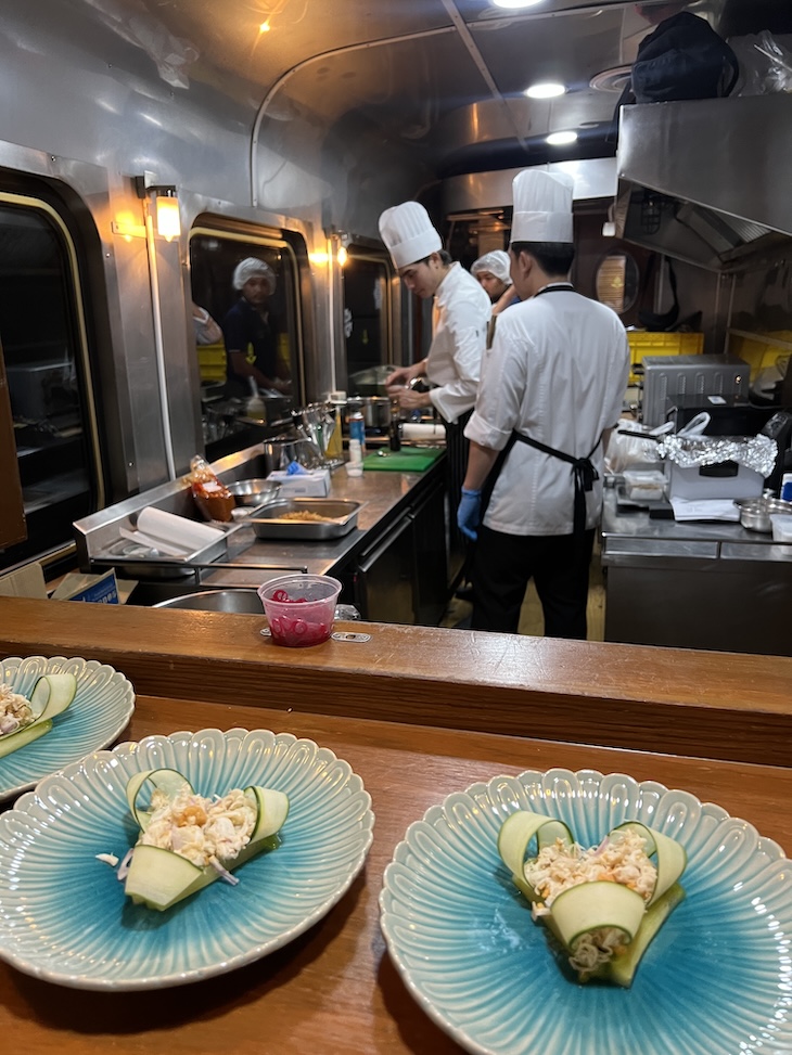 Viagem com o Comboio The Blue Jasmine - Tailândia © Viaje Comigo