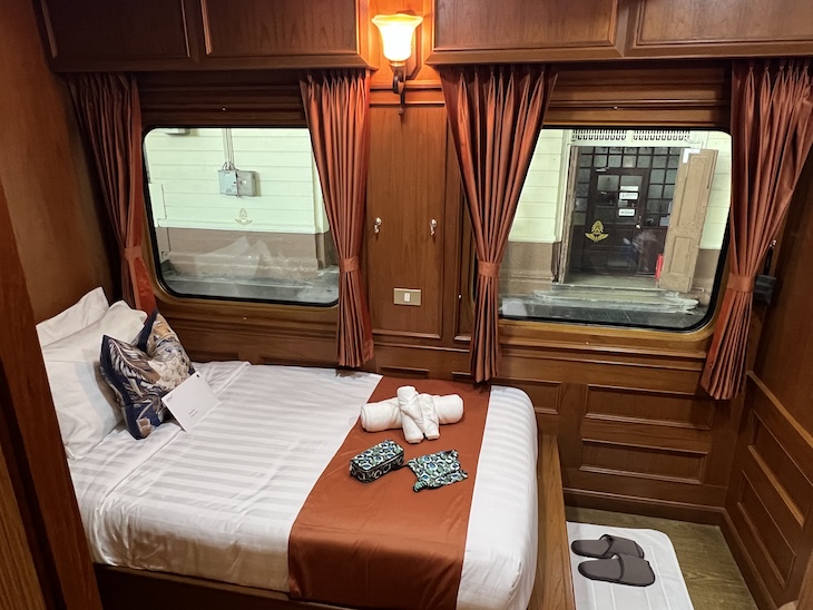 Viagem com o Comboio The Blue Jasmine - Tailândia © Viaje Comigo