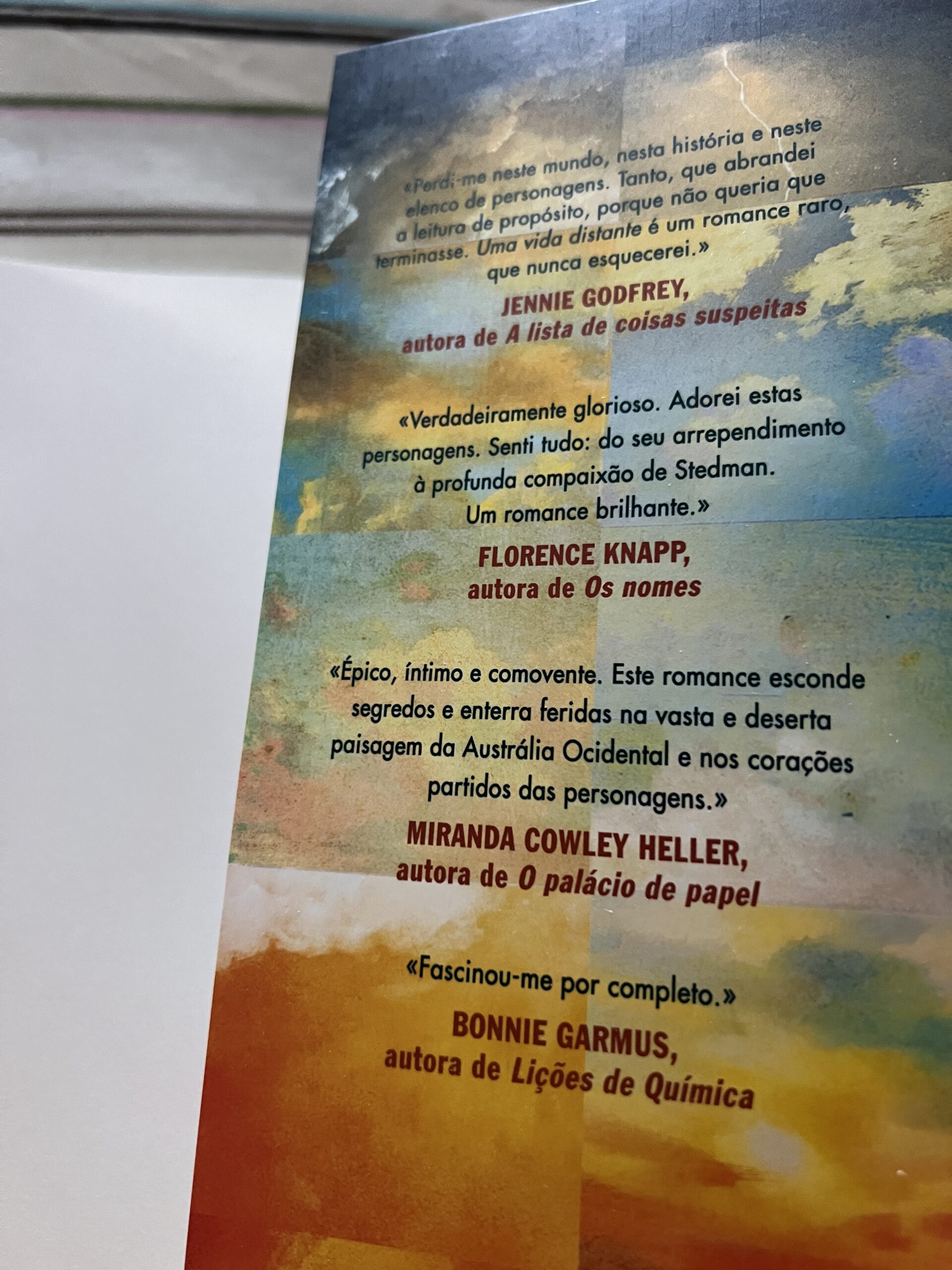 "Uma Vida Distante" . Livro da autora M. L. Stedman © Viaje Comigo